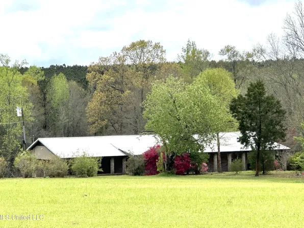 12 Kinfolk Dr, Lumberton, MS 39455
