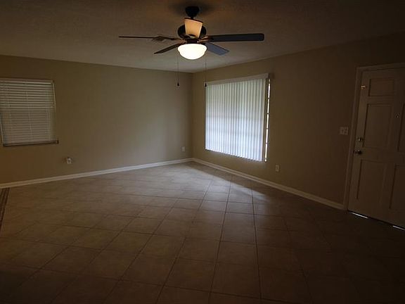 2nd image of 1187 Fountainhead Dr