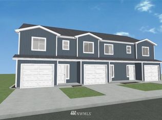 64 Bayview Ln, Manson, WA 98831