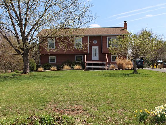 2nd image of 11179 Crest Ln