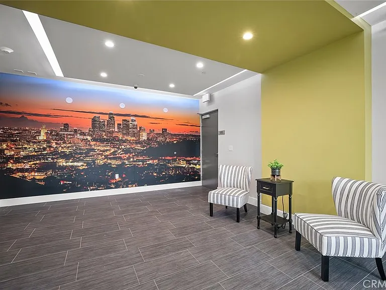 5820 La Mirada Ave #401 — Photo 40