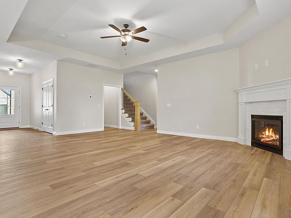 5th image of 3704 Cora Ct Suite A