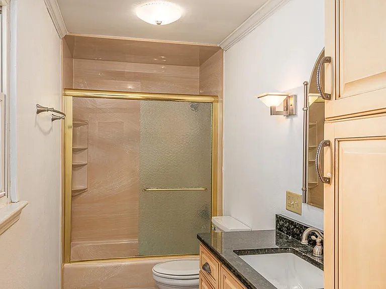 9422 Fuller Rd — Photo 15