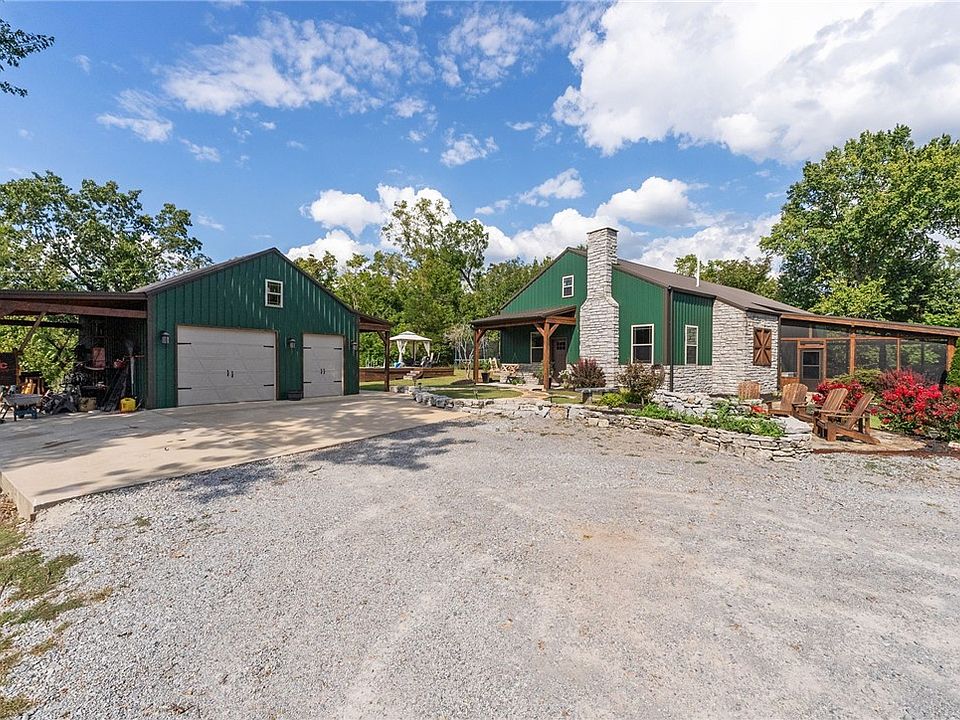 1st image of 545 Skyline Dr