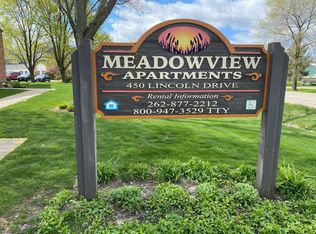 450 Lincoln Dr #11, Twin Lakes, WI 53181
