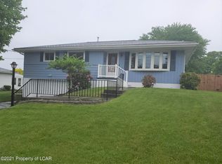 142 Woodbine Rd, Shavertown, PA 18708