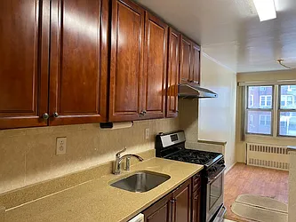 Sold by Winzone Realty Inc