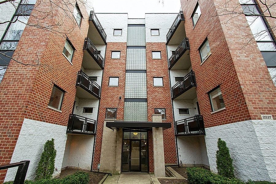 1st image of 2337 W Wolfram St APT 215