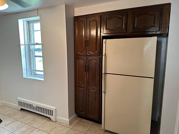 Another view of kitchen