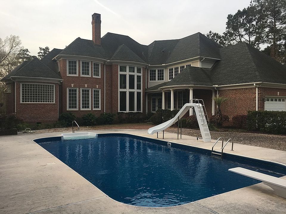 2nd image of 621 Wedgewood Dr