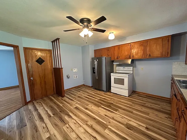 2602 E Pawnee Ave — Photo 4