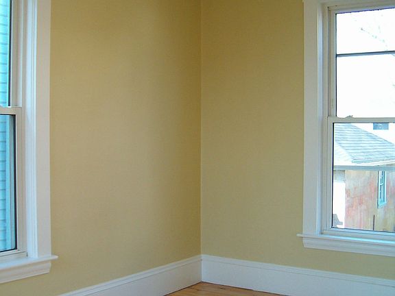 4th image of 50 Summer St #1