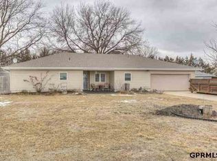 3895 N Yager Rd, Fremont, NE 68025