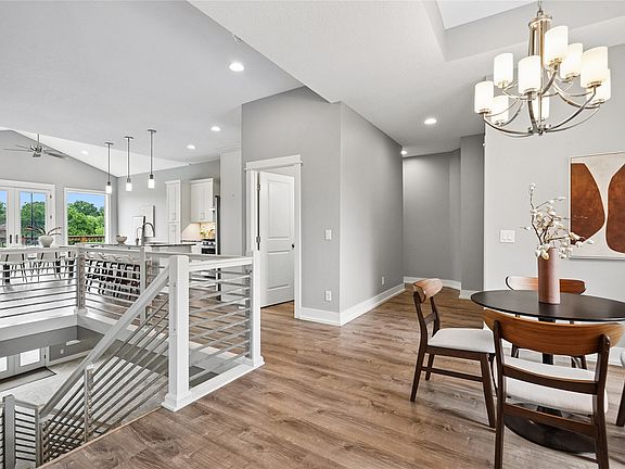 4th image of 3371 McKinley Ave