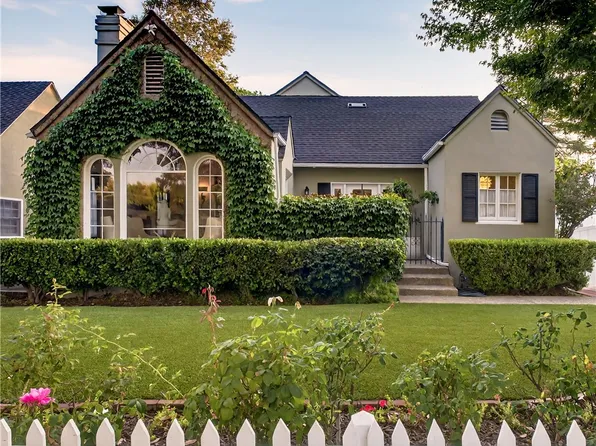 115 Annandale Rd, Pasadena, CA 91105