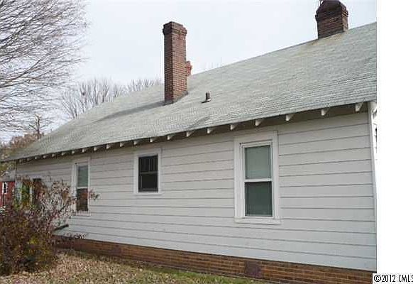 2nd image of 617 Salisbury St