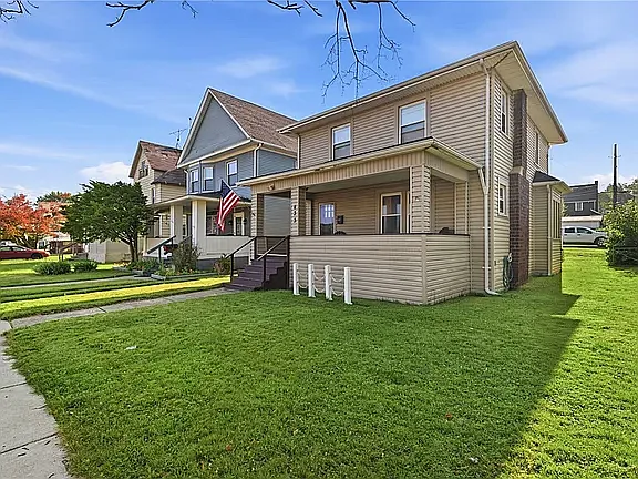 433 S Oakland Ave — Photo 2