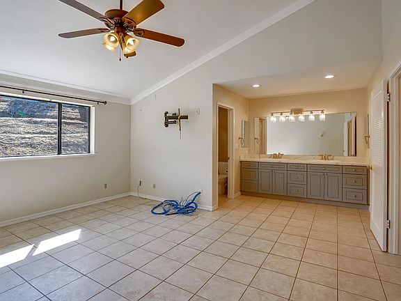 5th image of 3068 Summerhill Ct