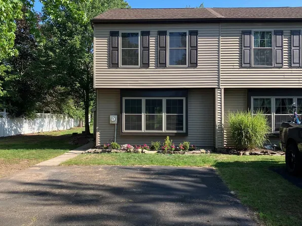 171 Redwood Dr, Quakertown, PA 18951