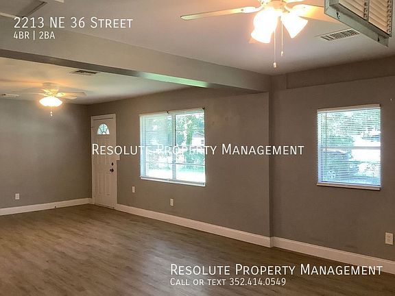 3rd image of 2213 NE 36th St