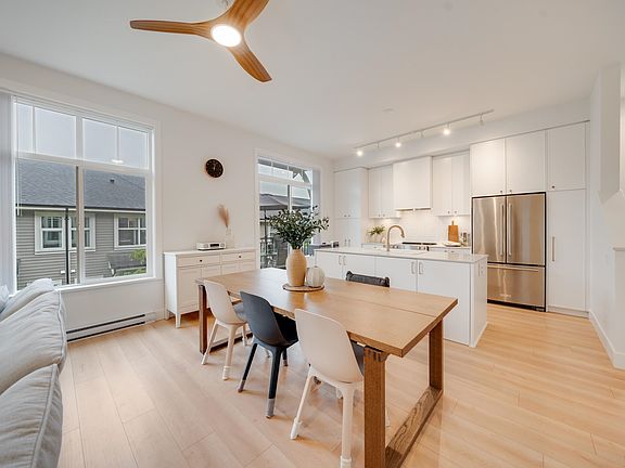2nd image of 1340 Olmsted St #128