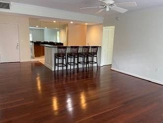 4th image of 8335 SW 72nd Ave #314C