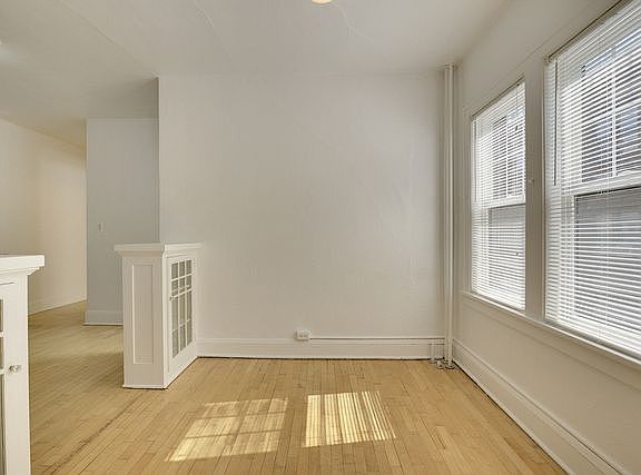 5th image of 908 Ashland Ave APT 2
