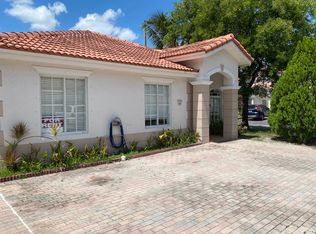 7313 NW 173rd Dr APT 100, Hialeah, FL 33015
