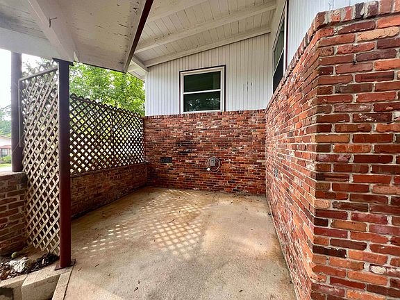 5th image of 1733 Sherwood Dr