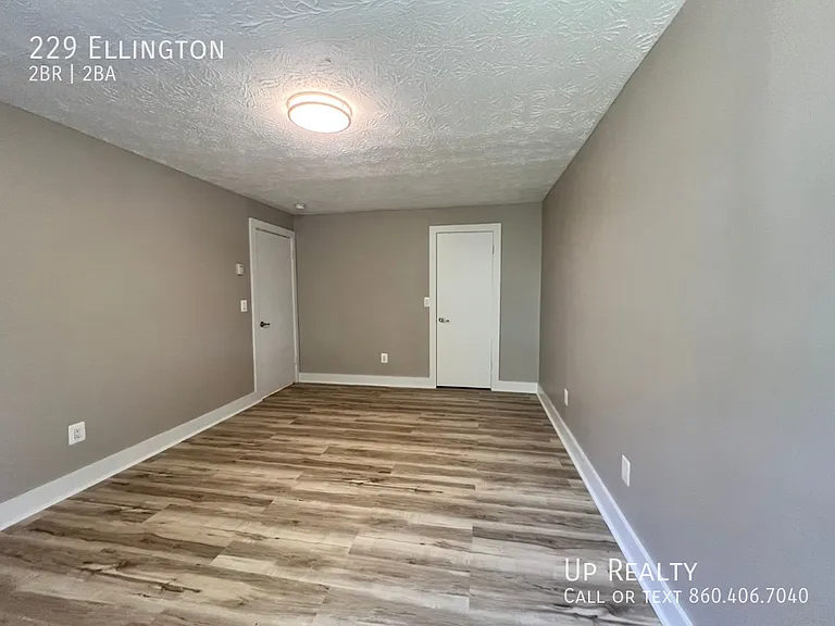 229 Ellington Rd — Photo 4