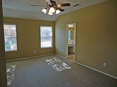 5th image of 6216 Hillcrest Dr