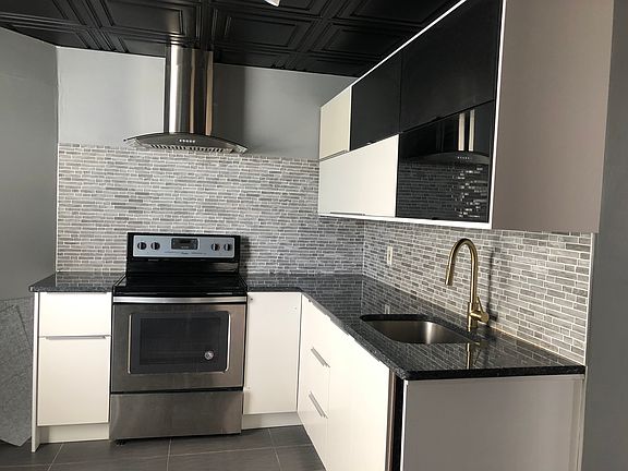 2nd image of 19 Sumner St APT 1