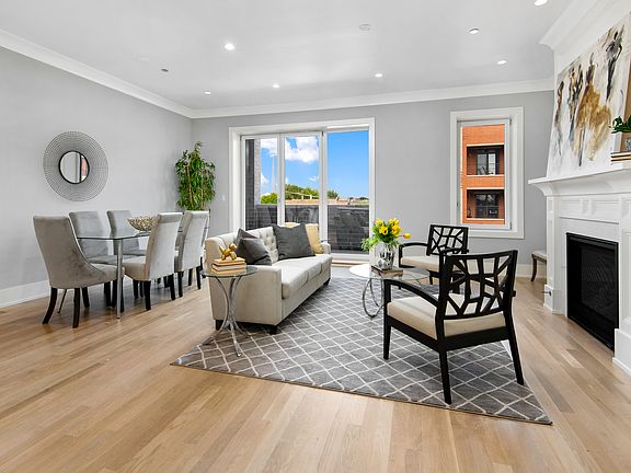 3rd image of 2913 W Belmont Ave #3B
