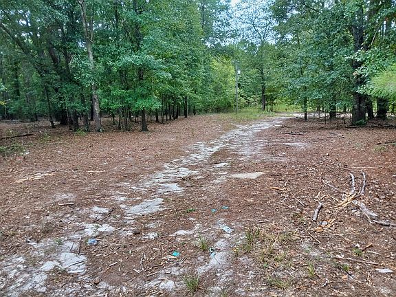 2nd image of Gulledge Ln