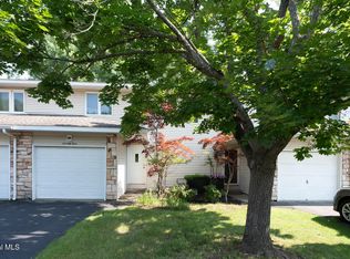 73 Velina Dr, Albany, NY 12203