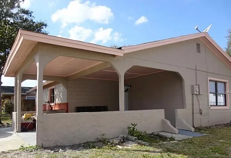 411 Lesesne St — Photo 2
