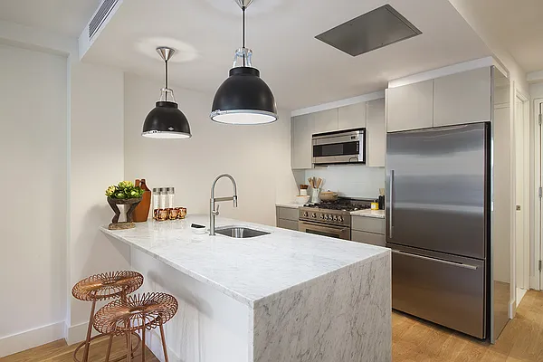 Rented by Oxford Property Group | media 7