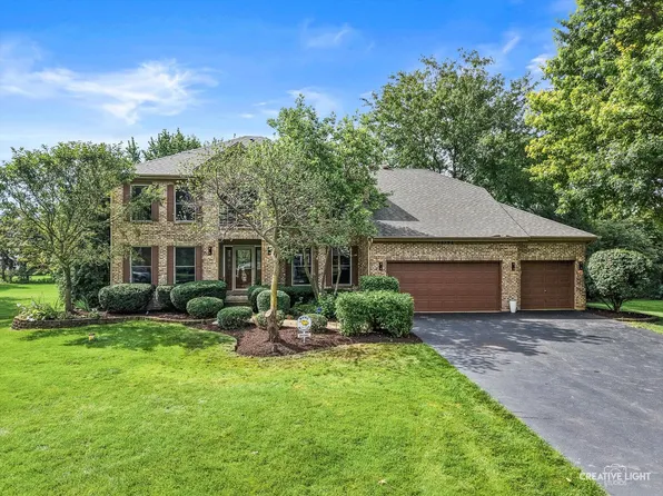 23741 W Deer Chase Ln, Naperville, IL 60564