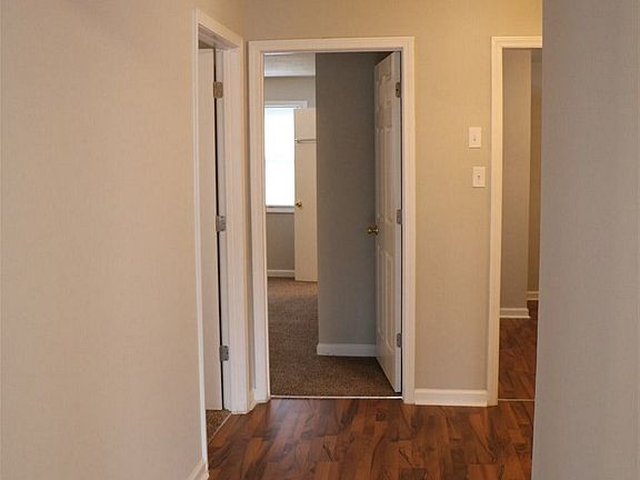 4th image of 103 Star St