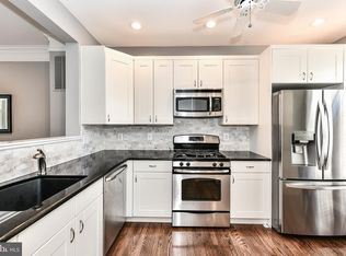 2406 14th St N, Arlington, VA 22201