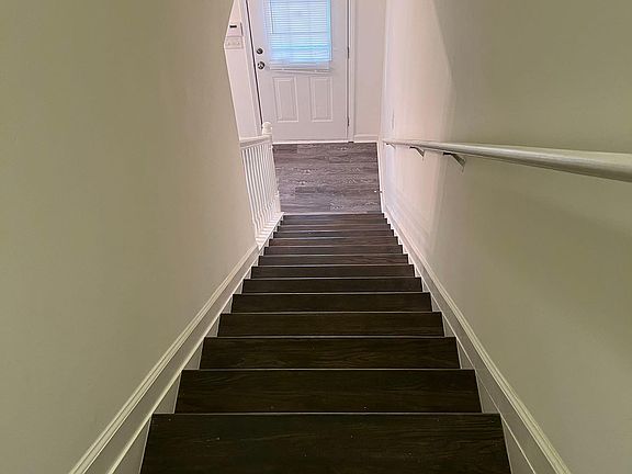 5th image of 1523 Cove Creek Cir