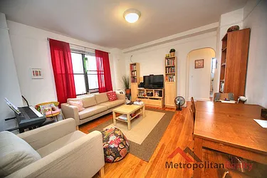 Rented by Metropolitan Realty