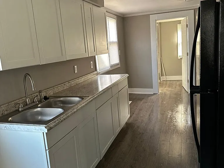 314 Madison Ave — Photo 6