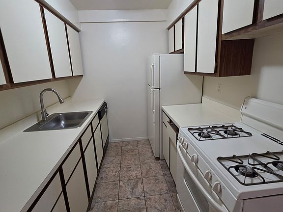 2nd image of 23A Darcey Ave #3A