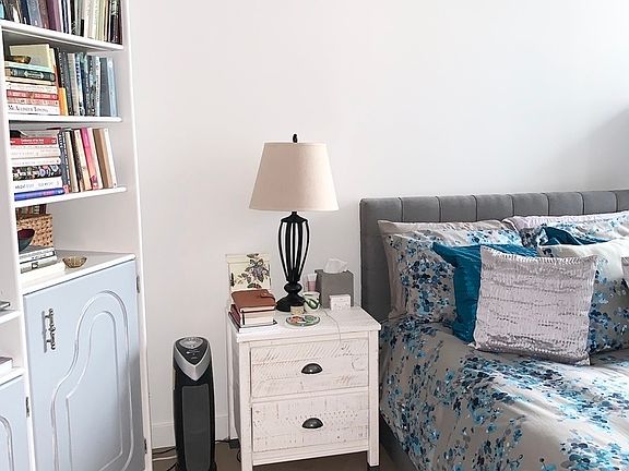 2nd image of 20 Exchange Pl APT 1410