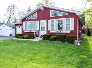 2206 Lydia Ave, Zion, IL 60099