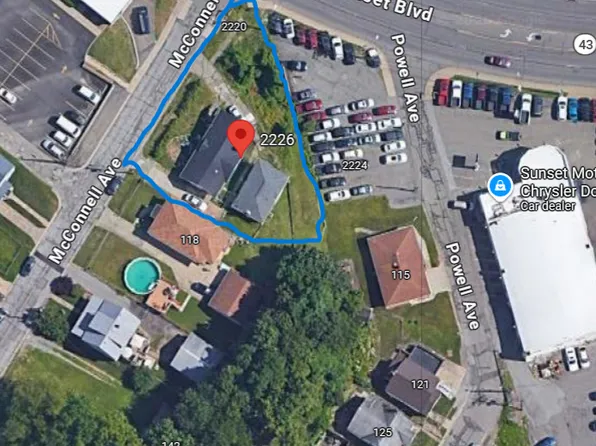 2226 1/2 Sunset Blvd, Steubenville, OH 43952
