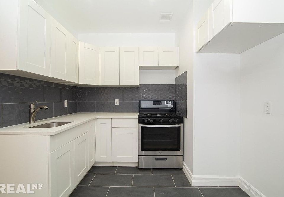2nd image of 185 Covert St #3