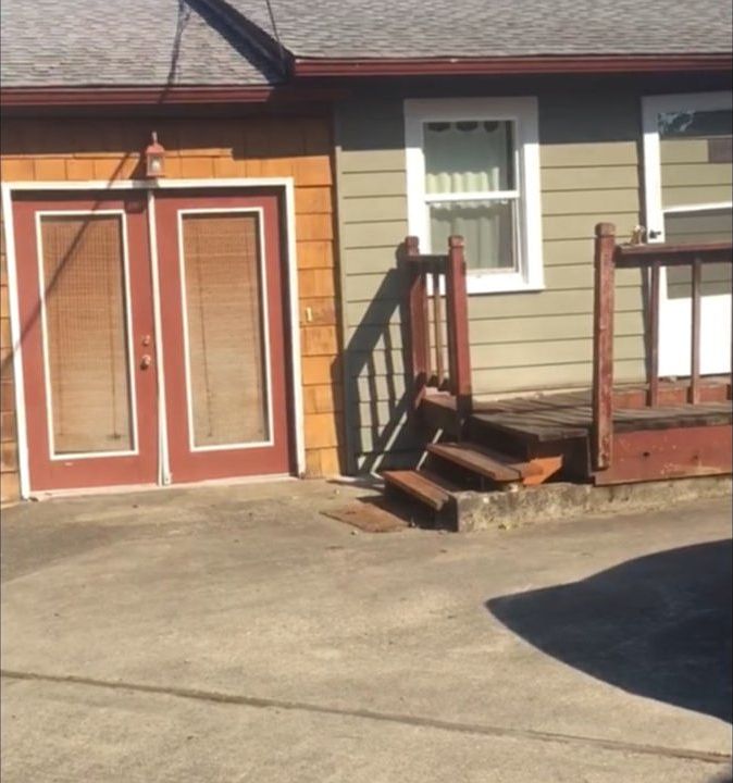 1st image of 509 1/2 Sumner Ave