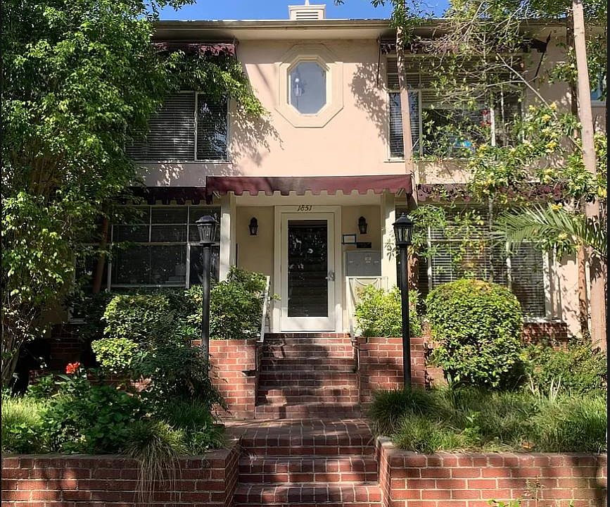 1st image of 1849 N Harvard Blvd #7